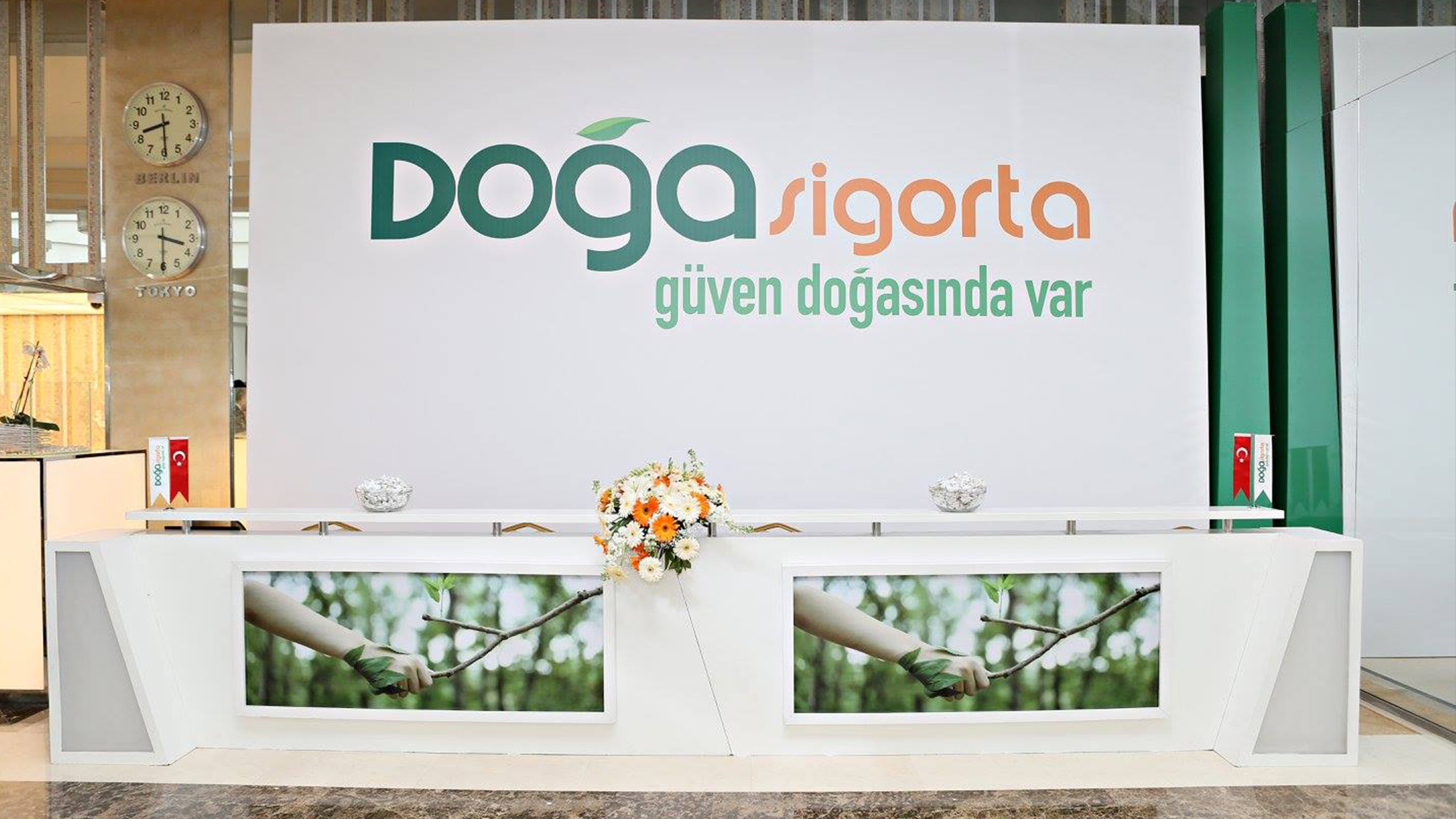 Construction HTML Template